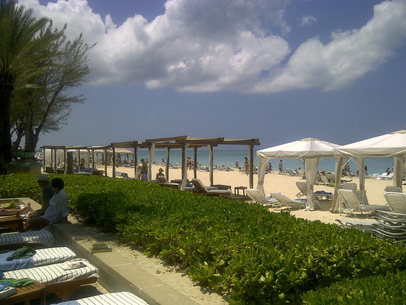 According to Washington Post Exposé, People Who Utilize Tax Havens Are Far More Honest than Politicians