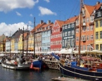 Which Country Enjoys More Economic Liberty, the United States or Denmark?
