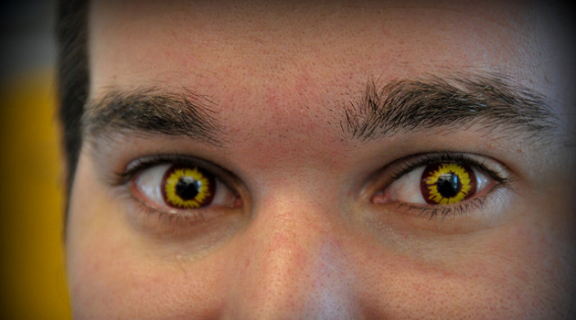 Horror: Pirate Contact Lenses!